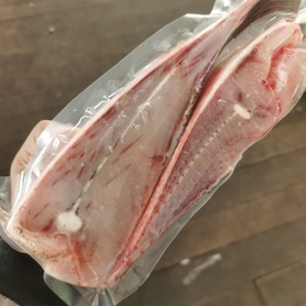 方鱼 / 魔鬼鱼 (1-3片/包) Stingray / Ikan Pari (1-3 slices)